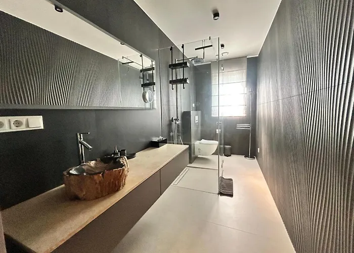 Weinberg Luxus Residenz In Rhoendorf *